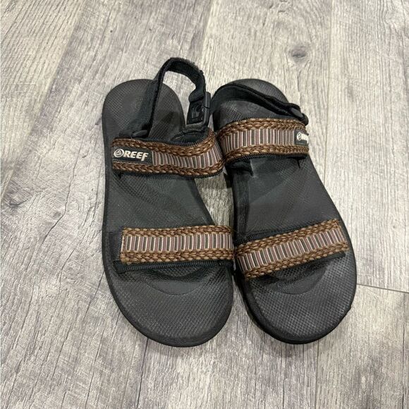 Reef Black Sandals with Patterned Straps - Picture 2 of 4